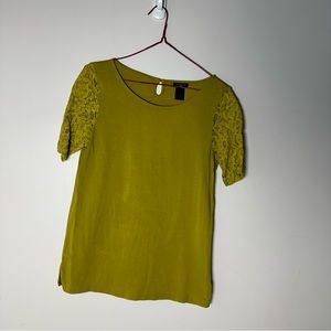 EUC Womens Ann Taylor Petite Small Yellow Shirt Short Sleeve Lace Top Blouse